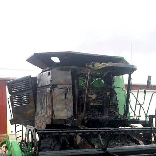 Used John Deere 9400 Combine parts.
