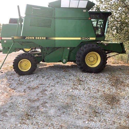 Used John Deere 9400 Combine parts.