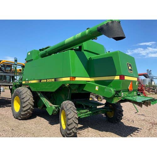 Used John Deere 9400 Combine parts.