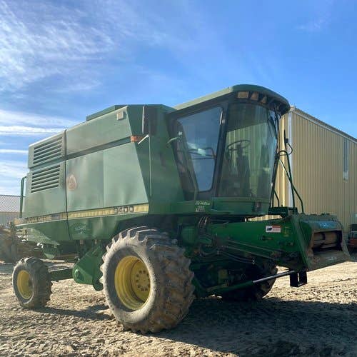 1991 Used John Deere 9400 Combine parts.