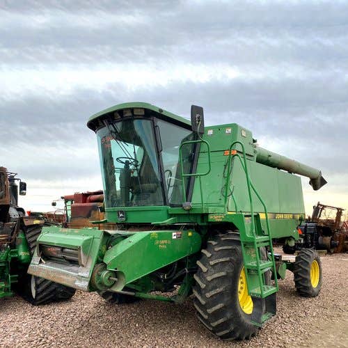 Used John Deere 9400 Combine parts.