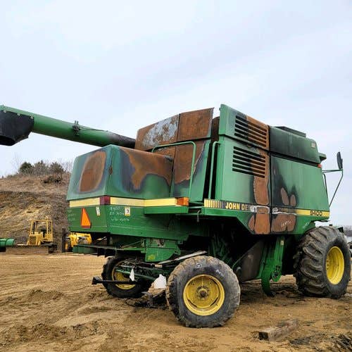 1993 Used John Deere 9400 Combine parts.