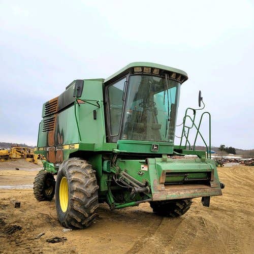 1993 Used John Deere 9400 Combine parts.