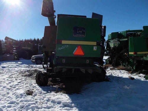 1992 Used John Deere 9500 Combine parts.