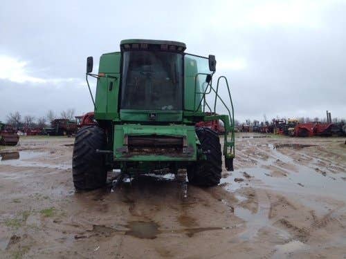 1993 Used John Deere 9500 Combine parts.