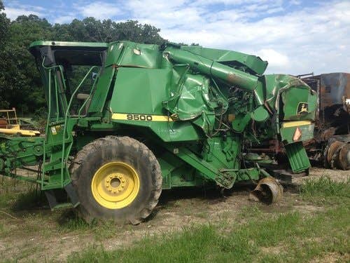 Used John Deere 9500 Combine Parts Used John Deere 9500 Combine Parts