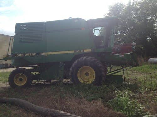 Used John Deere 9500 Combine parts.