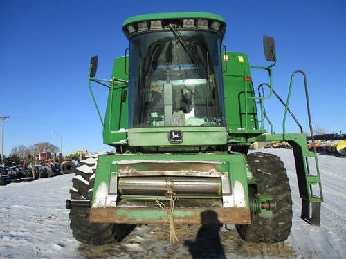 Used John Deere 9500 Combine parts.