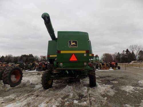 Used John Deere 9500 Combine parts.