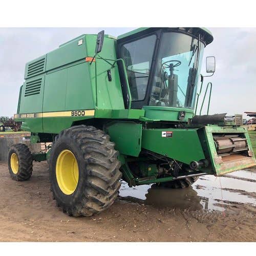 Used John Deere 9500 Combine parts.