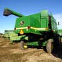 1990 Used John Deere 9500 Combine parts. 1990 Used John Deere 9500 Combine parts.