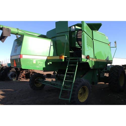 Used John Deere 9500 Combine parts.