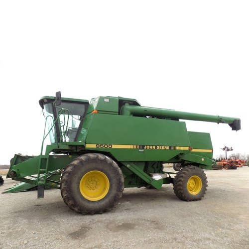 Used John Deere 9500 Combine parts.