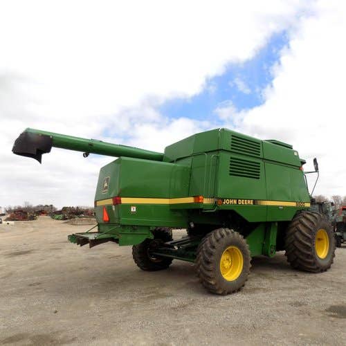 Used John Deere 9500 Combine parts.