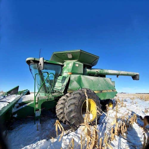 1991 Used John Deere 9500 Combine parts.