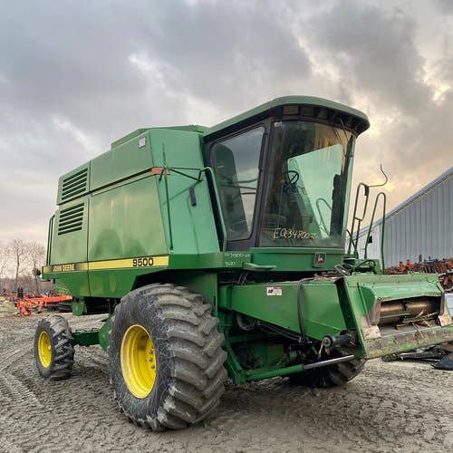 Used John Deere 9500 Combine parts.