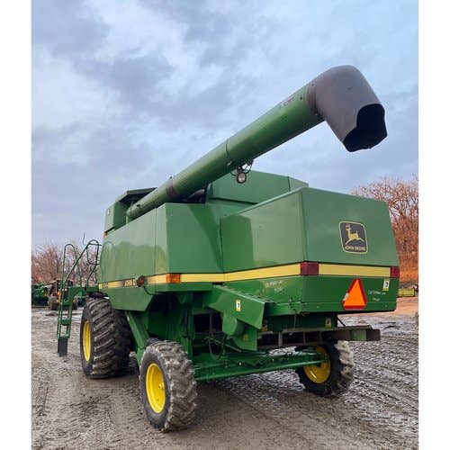 Used John Deere 9500 Combine parts.