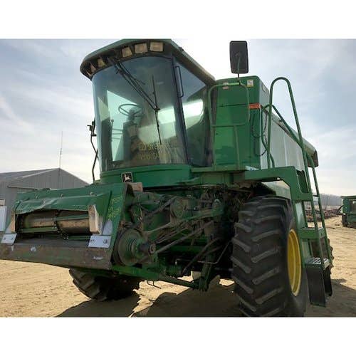 Used John Deere 9500 Combine parts.