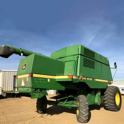 Used John Deere 9500 Combine parts.