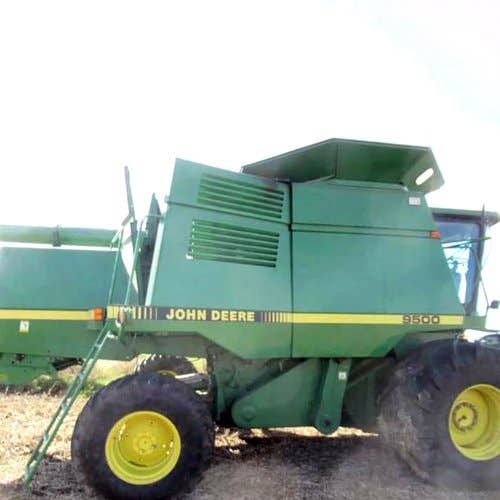 Used John Deere 9500 Combine parts.