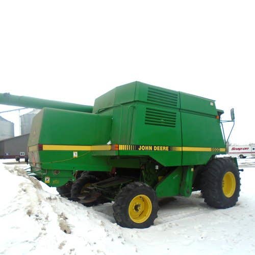 Used John Deere 9500 Combine parts.