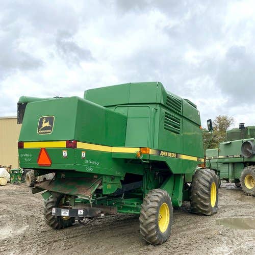 1996 Used John Deere 9500 Combine parts.