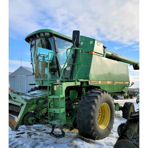 Used John Deere 9500 Combine parts.