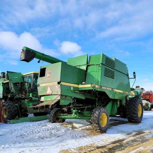 Used John Deere 9500 Combine parts.
