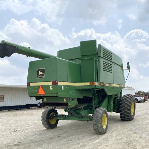 Used John Deere 9500 Combine parts.