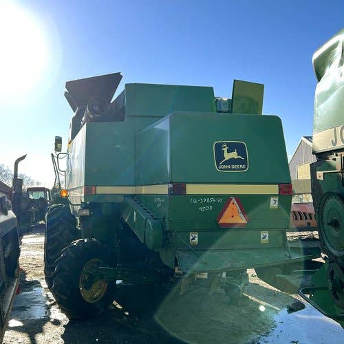 Used John Deere 9500 Combine parts.