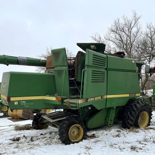 Used John Deere 9500 Combine parts.