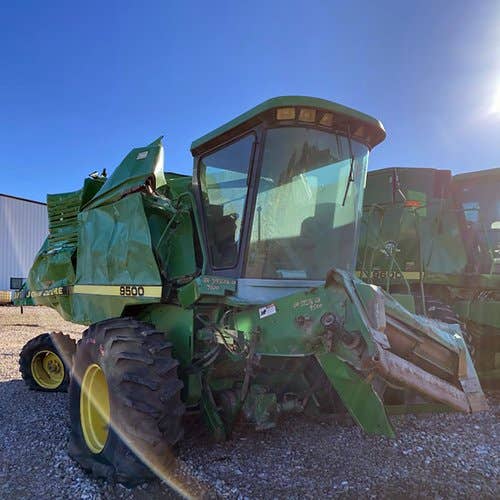 Used John Deere 9500 Combine parts.