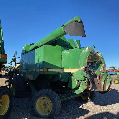 Used John Deere 9500 Combine parts.