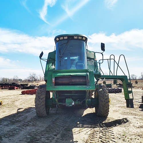 Used 1991 John Deere 9500 Combine Parts Used 1991 John Deere 9500 Combine Parts