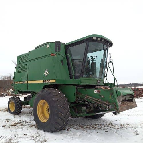 Used John Deere 9500 Combine parts.