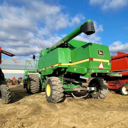 1993 Used John Deere 9500 SH Combine parts.
