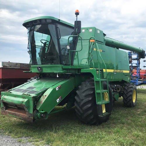 1998 Used John Deere 9510 Combine parts.