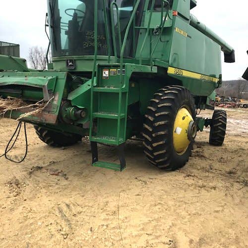 1999 Used John Deere 9510 Combine parts.