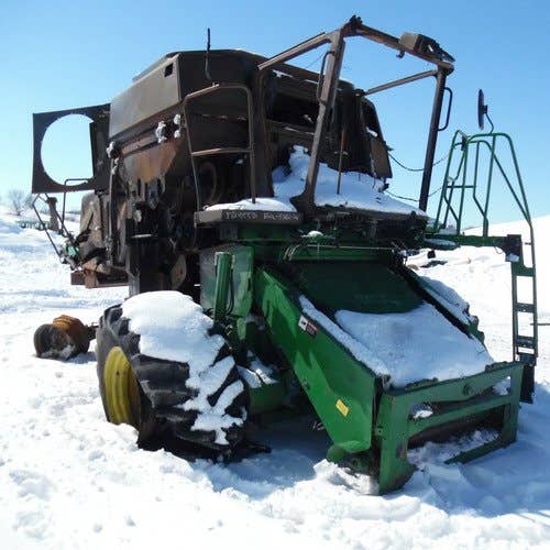 Used John Deere 9550 Combine parts.