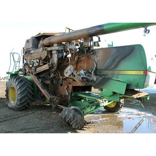 Used John Deere 9550 Combine parts.