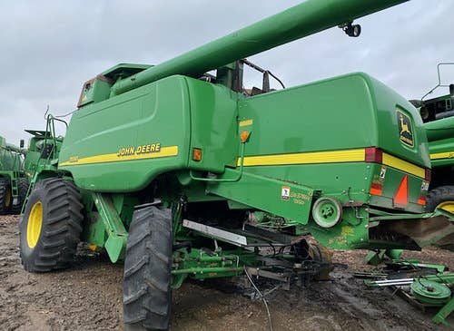 2001 Used John Deere 9550 Combine parts.
