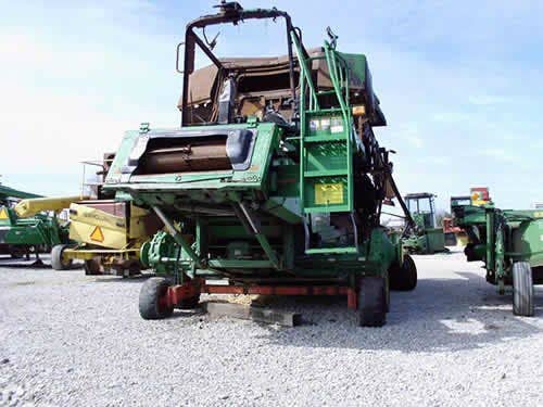 2007 Used John Deere 9560 Combine parts.