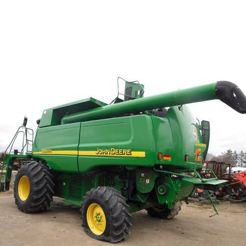 2006 Used John Deere 9560 Combine parts.