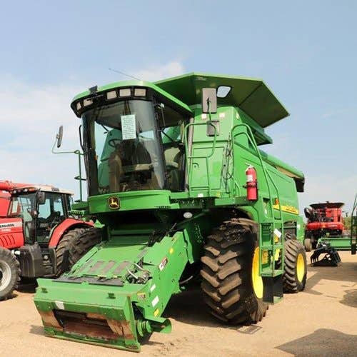 2005 Used John Deere 9560 Combine parts.