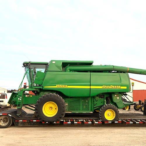 Used 2005 John Deere 9560 Combine Parts Used 2005 John Deere 9560 Combine Parts