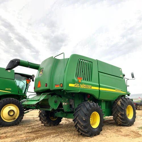 2004 Used John Deere 9560 Combine parts.