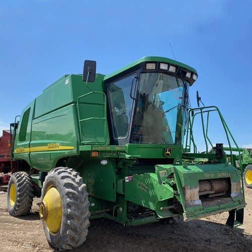Used John Deere 9560 Combine parts.