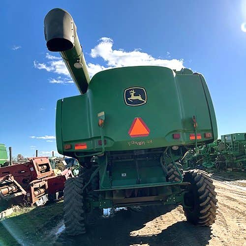 2006 Used John Deere 9560 Combine parts.