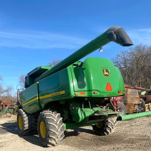 2009 Used John Deere 9570 Combine parts.
