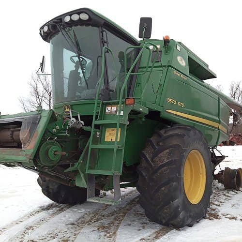 Used John Deere 9570 Harvester parts.